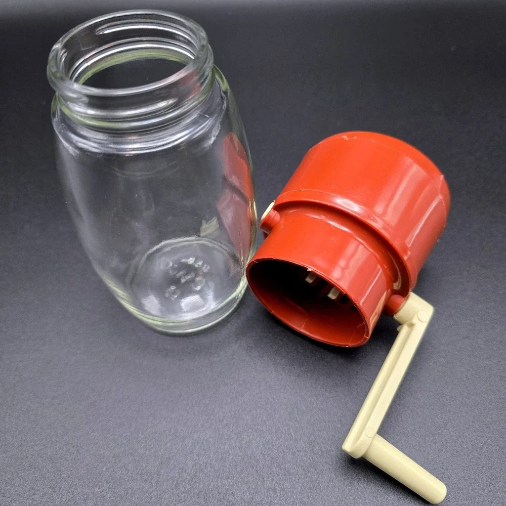 Gemco Glass Jar‎ Nut Chopper Grinder Kitchen Tool Vintage USA Red Handle